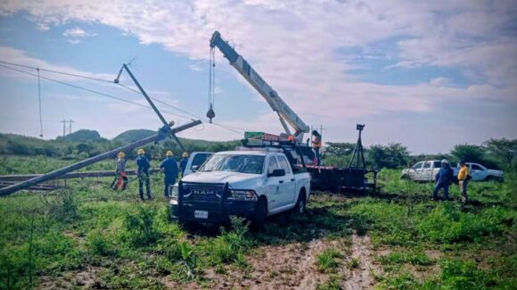 Aclara CFE: Apagón en Rosario y Escuinapa fue causado por caída de línea de alta tensión; servicio se restablecerá este mediodía