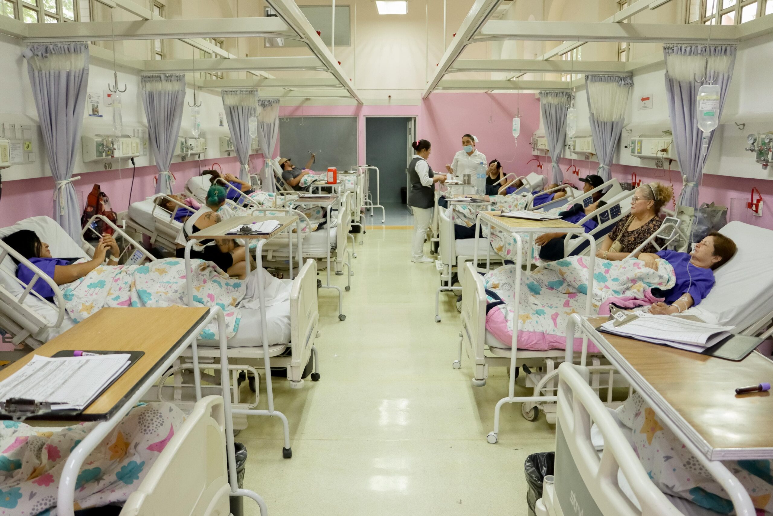 DIF Sinaloa realiza octava jornada reconstructiva de mama a sobrevivientes de cáncer