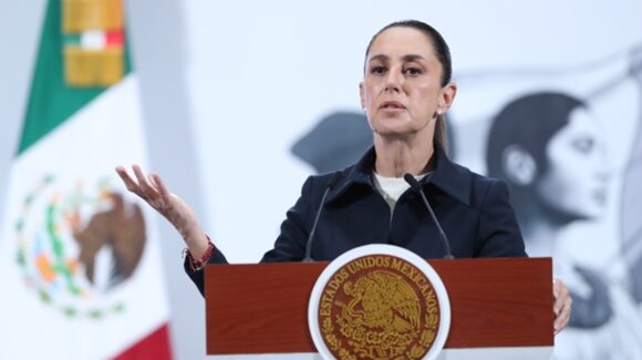 ¿Qué opina Sheinbaum sobre el ‘Alcatraz de los Caimanes’ para retener a migrantes propuesto por Trump?