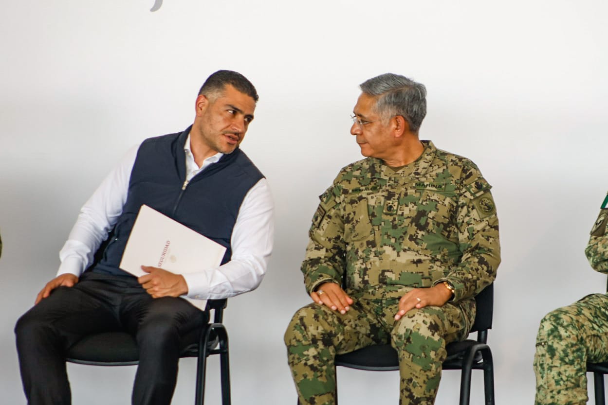 conferencia de prensa del gabinete de seguridad harfuch