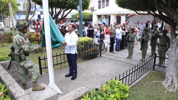 Conmemoran en Mazatlán el 153 aniversario luctuoso de Benito Juárez