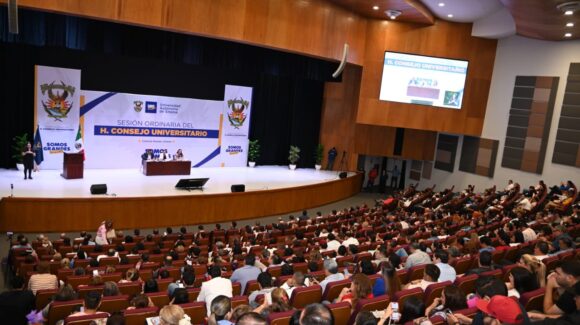 Madueña cuenta con el respaldo universitario para gestionar una solución a los problemas financieros de la UAS