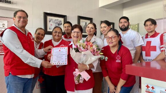 “Gracias por estos 26 años de entrega incansable”: Cruz Roja Guasave despide a la enfermera Librada Melquiades