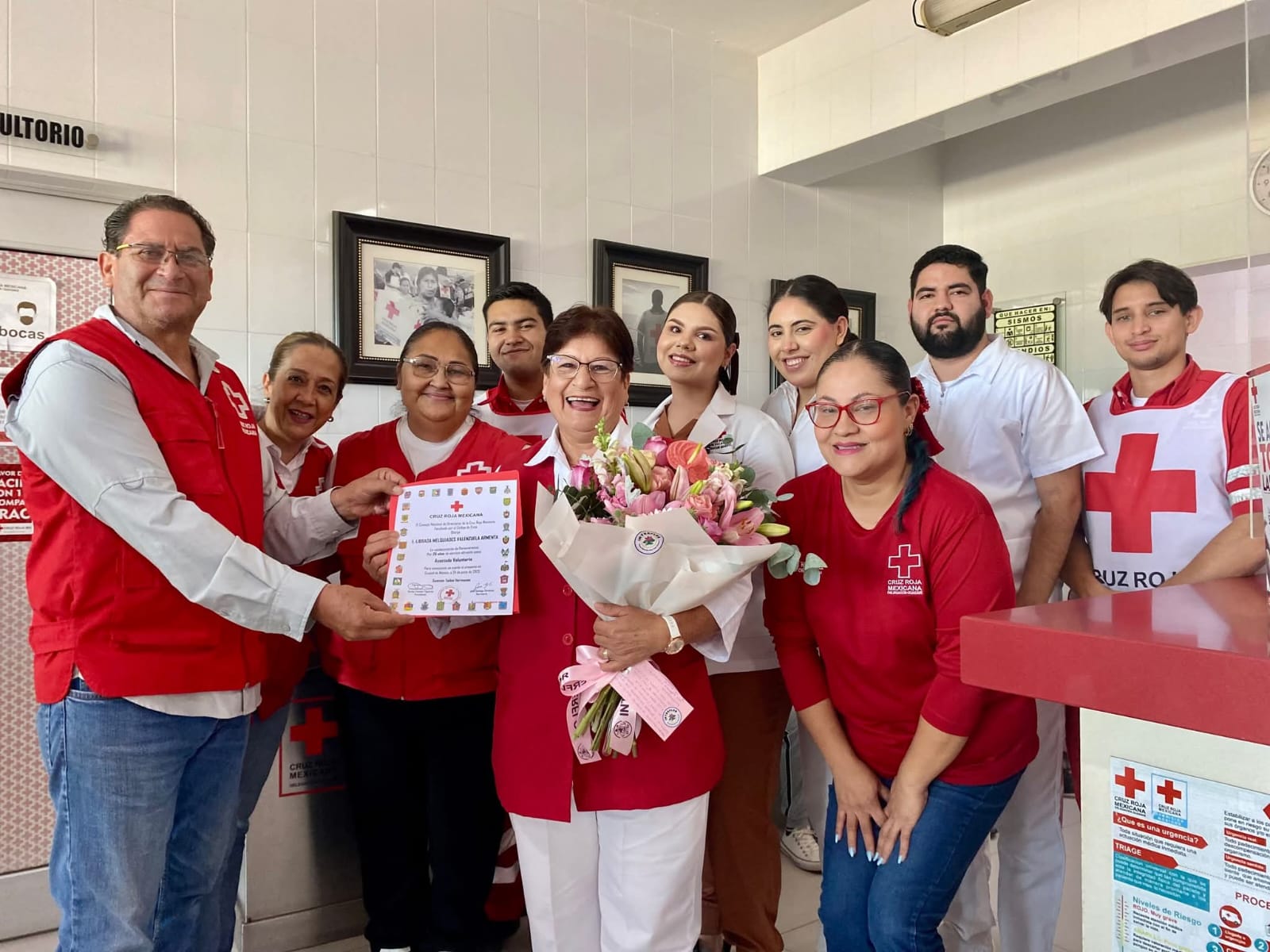 Cruz Roja Guasave se despide de la enfermera Librada Melquiades