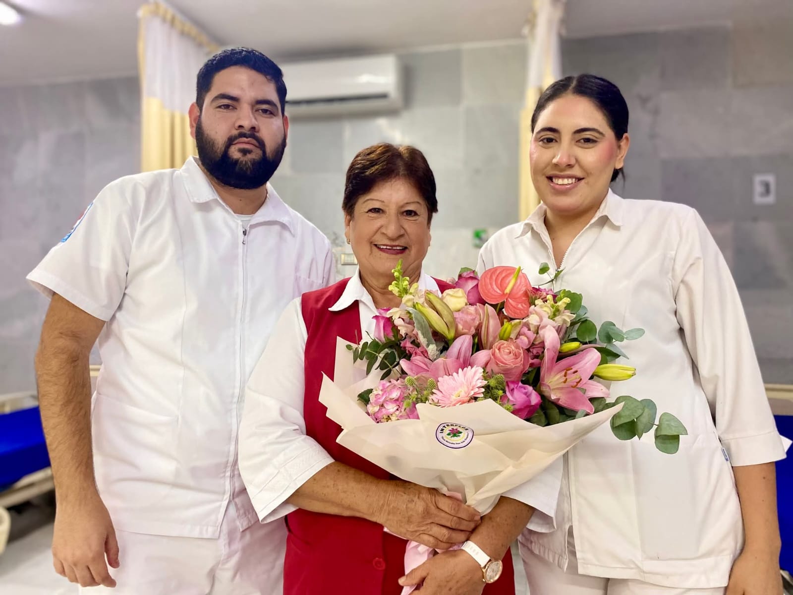 Cruz Roja Guasave se despide de la enfermera Librada Melquiades