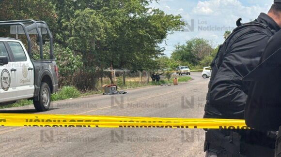 Abandonan hielera con cadáver desmembrado en carretera La 20 en Campo Cuba, Culiacán