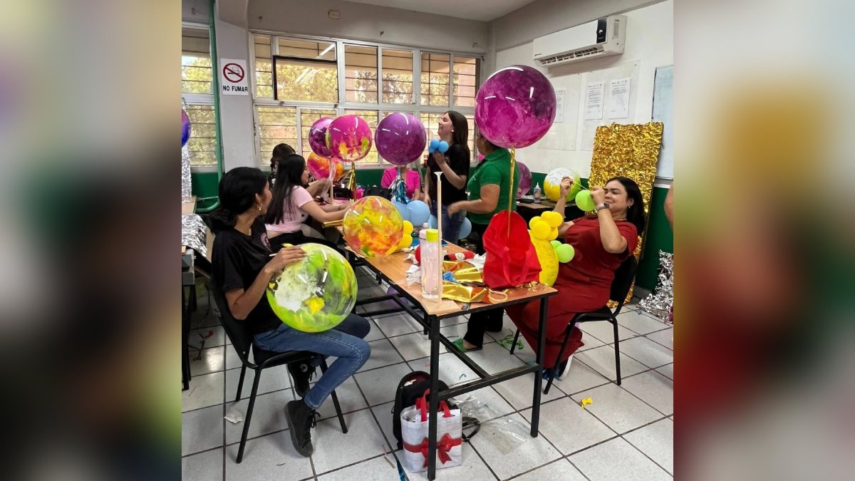 Curso de globoflexia en el Icatsin