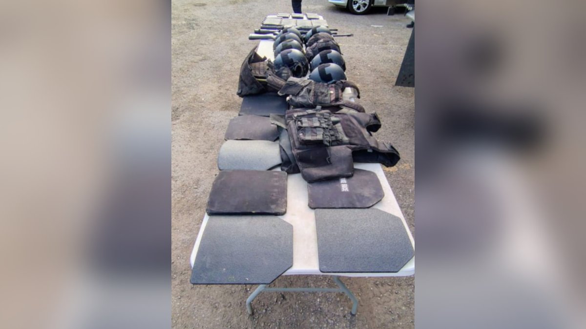 Decomisan armas, cartuchos y equipo táctico en Caminaguato