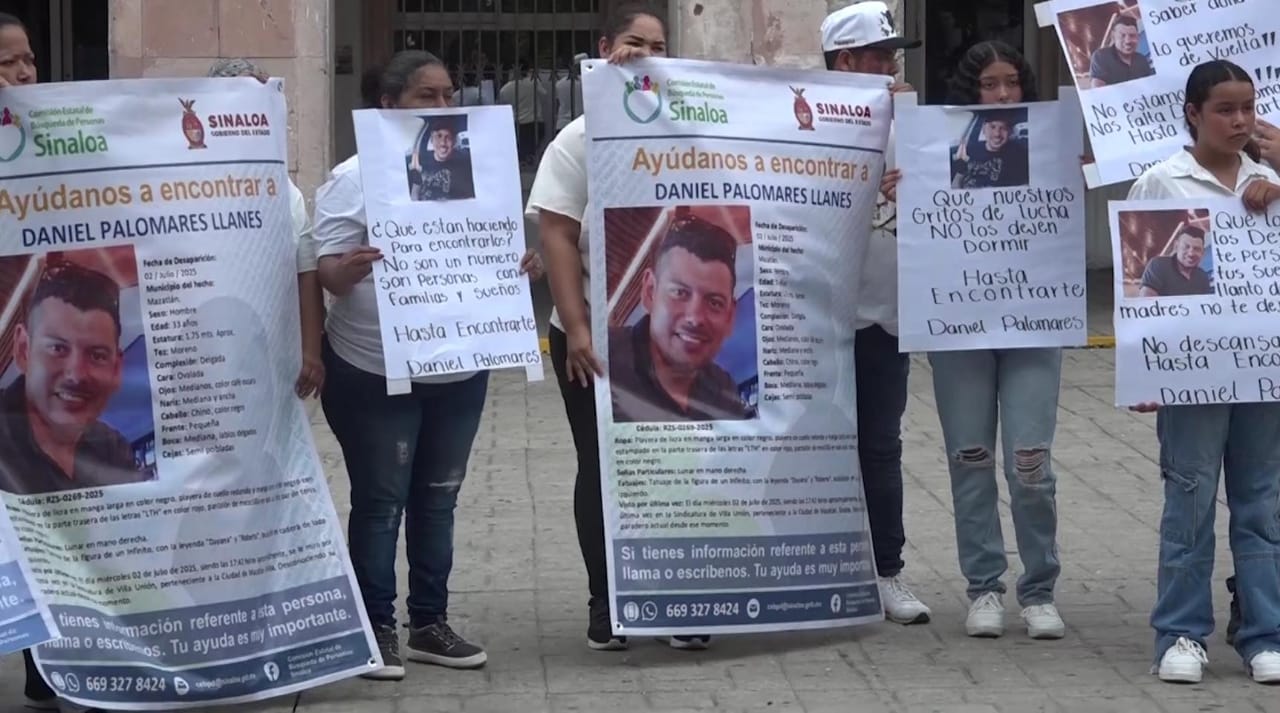 'Estoy muerta en vida, 7 meses sin saber de mi hijo'; familiares de desaparecidos en Mazatlán exigen respuesta a la FGE