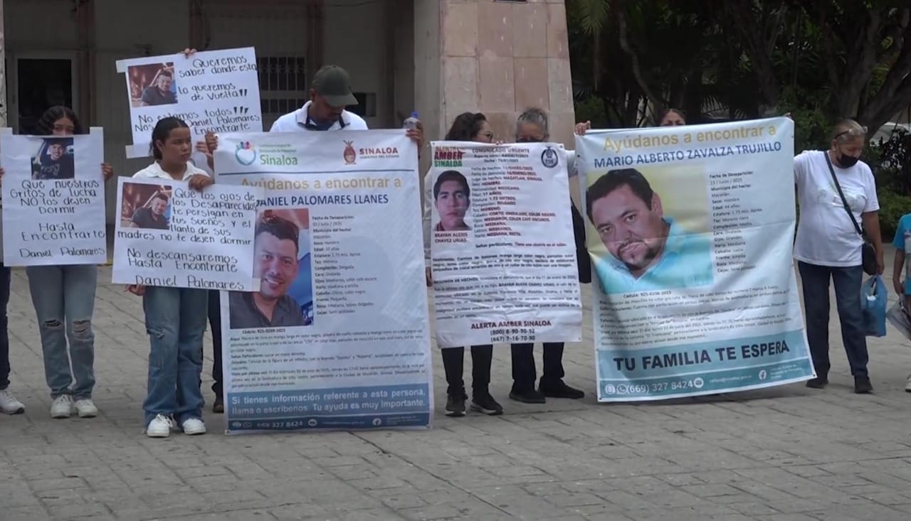 'Estoy muerta en vida, 7 meses sin saber de mi hijo'; familiares de desaparecidos en Mazatlán exigen respuesta a la FGE