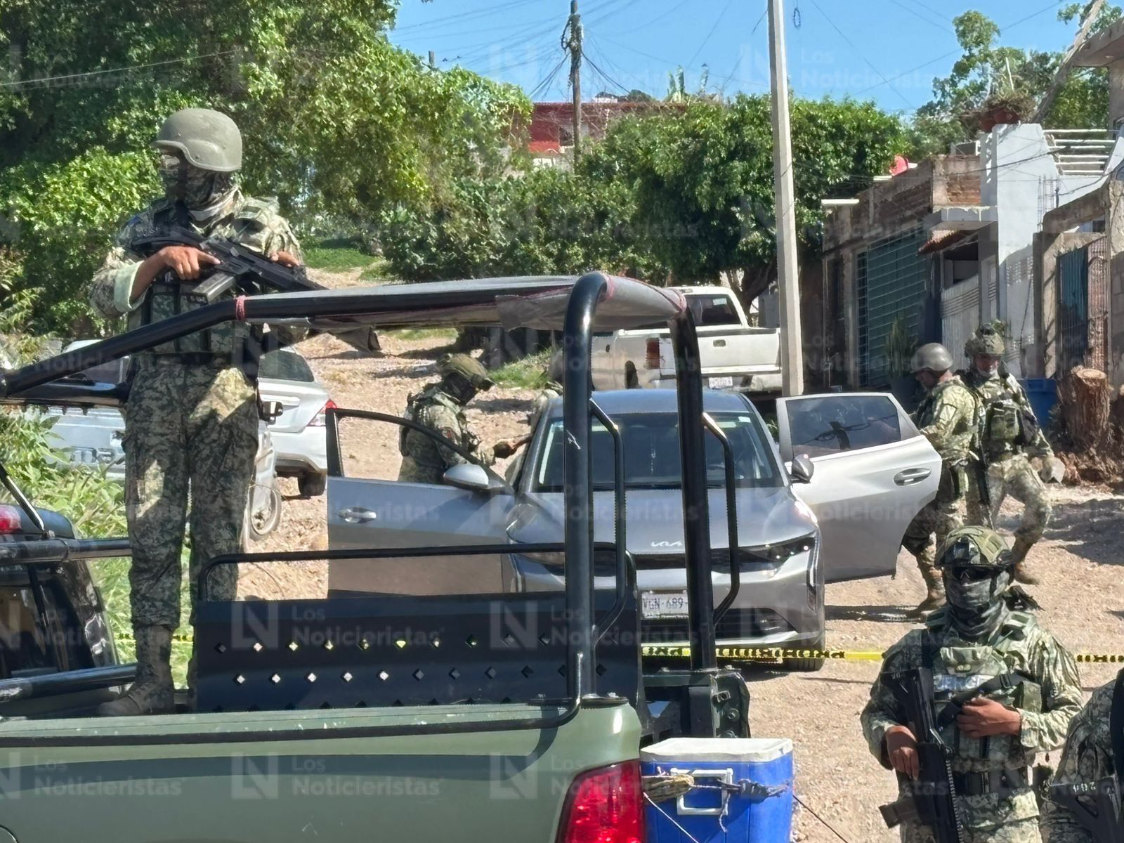 Detienen a un hombre que viajaba en un vehículo y aseguran armamento en las inmediaciones de la colonia La Progreso