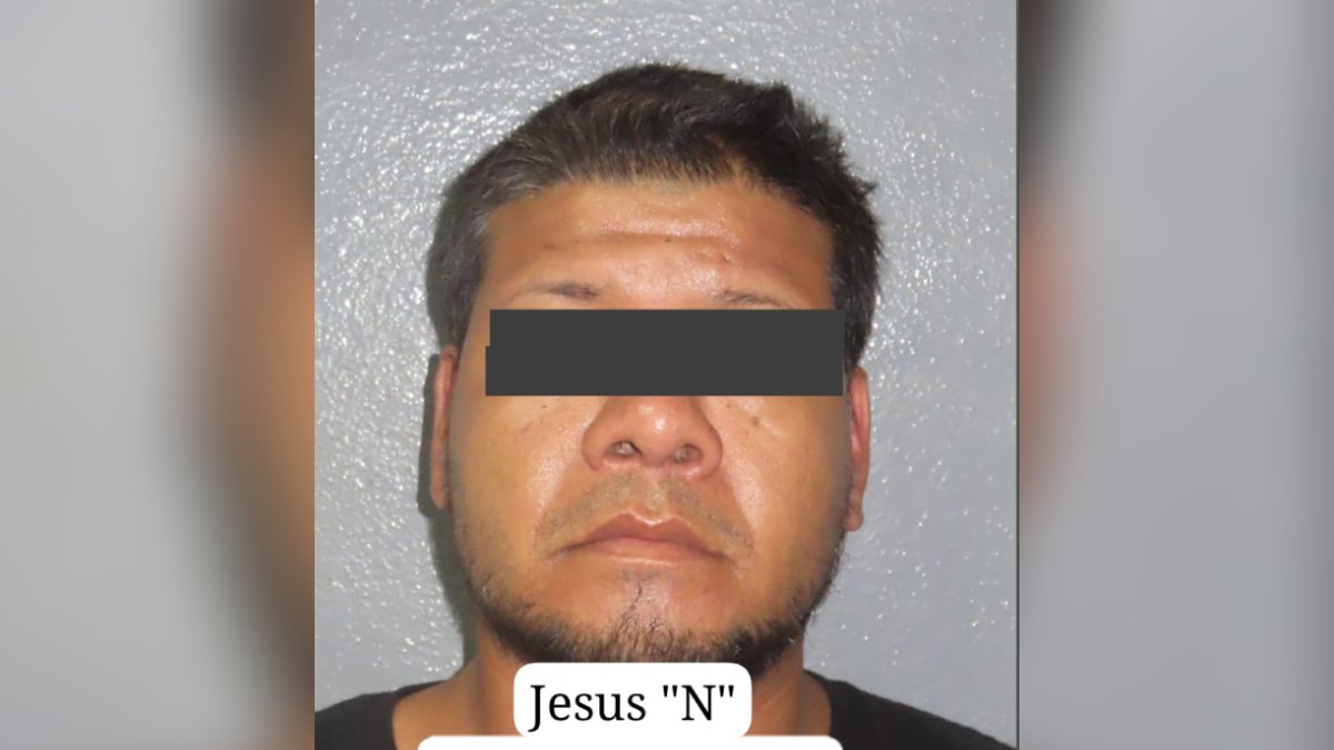 Detienen a hombre con moto robada en Mazatlán