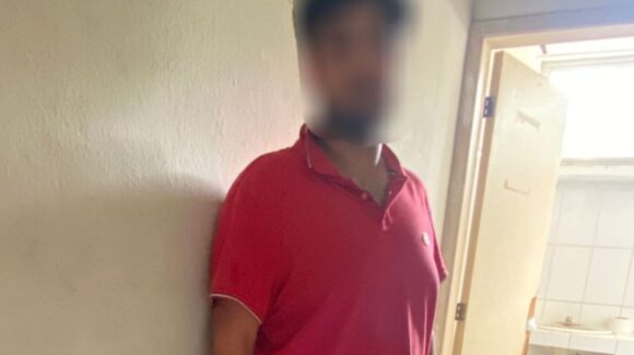 Detienen a pareja con arma, más de 70 ‘ponchallantas’ y un radio en Culiacán; la mujer era menor de edad