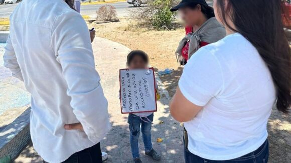 Pese a operativos y esfuerzos, niños siguen en cruceros de Los Mochis: Pannasir en Ahome
