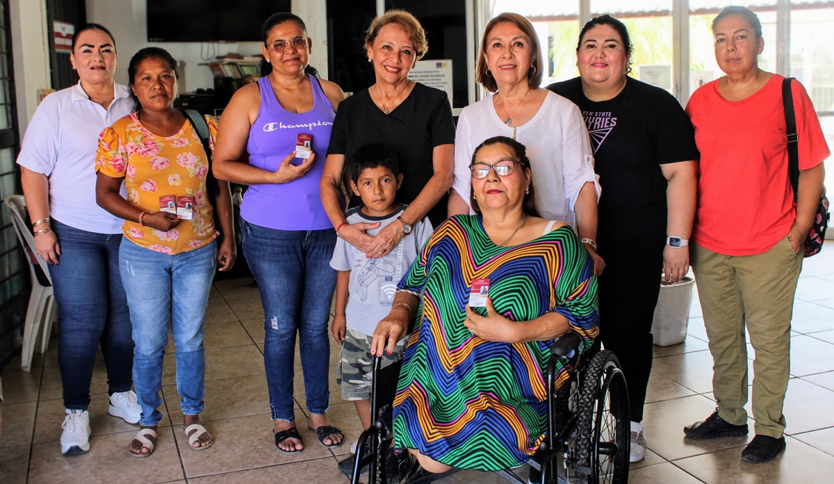 DIF Escuinapa entrega credenciales de discapacidad