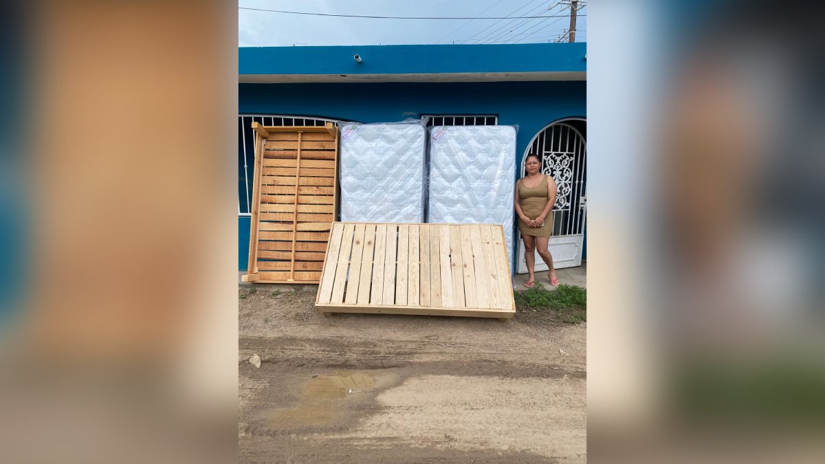 DIF Mazatlán entrega enseres domésticos en la colonia Urías