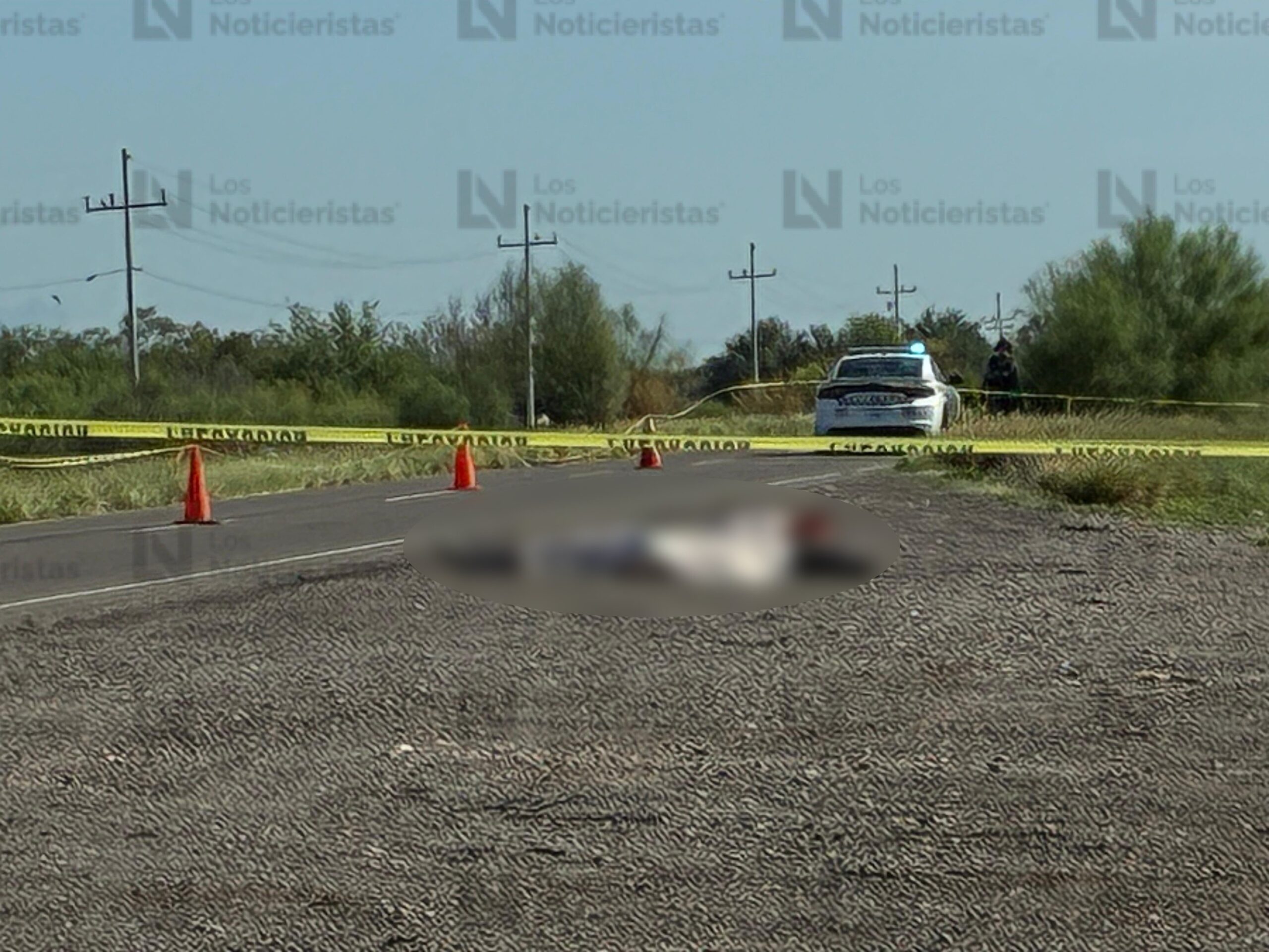 Localizan 4 hombres sin vida sobre la México 15 en Ahome