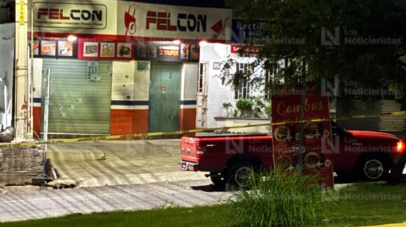¡Una ferretería quedó baleada! El policía municipal Ricardo intentó escapar en sentido contrario; así fue la persecución