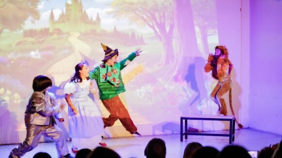 ‘El Mago de Oz’ deslumbra en Casa Haas con talento infantil y mensaje inspirador para Mazatlán