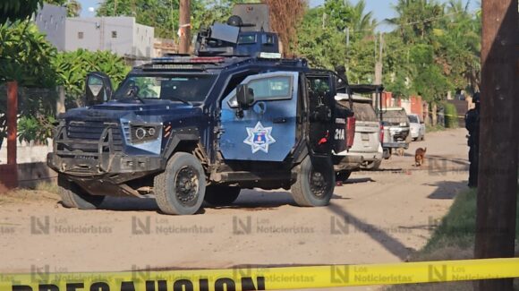 Se registra fuerte enfrentamiento entre un grupo armado y policías estatales en Yebavito, Navolato; hay al menos un muerto