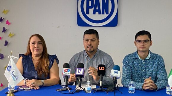 Ley de uniformes neutros no es relevante ni urgente: Evaristo Corrales