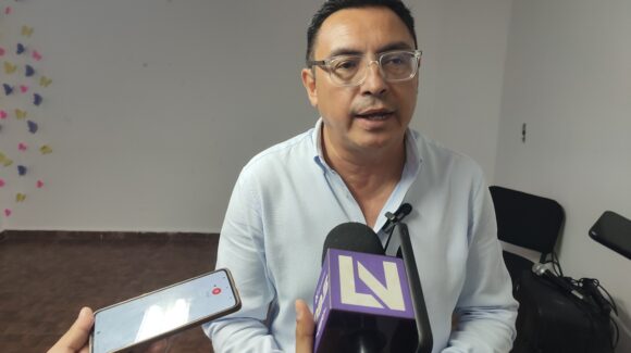 Califica regidor como ‘light’ las agendas de Estrella Palacios para atender al municipio