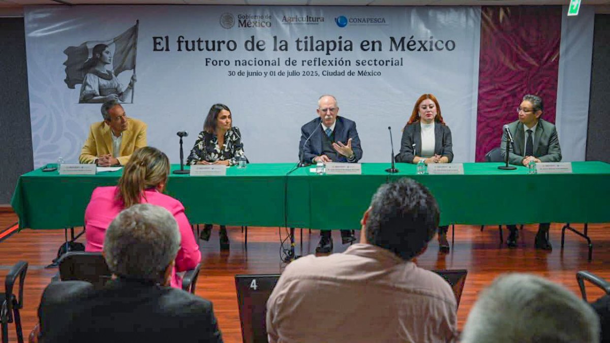 Flor Emilia Guerra Mena acudió Foro Nacional de Reflexión Sectorial sobre el Futuro de la Tilapia en México