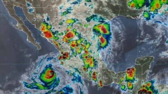 Huracán ‘Flossie’ se intensifica a categoría 3; su centro se ubica en Playa Pérula, Jalisco