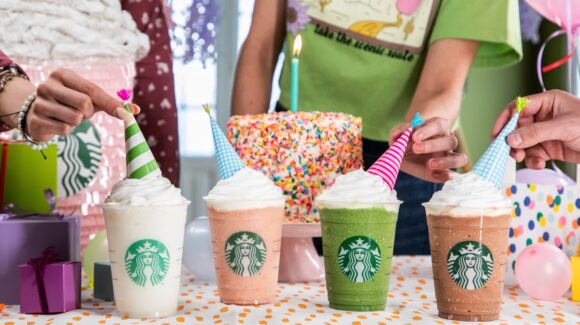 Frappuccino de Starbucks cumple 30 años y lo celebra con dos bebidas de edición limitada