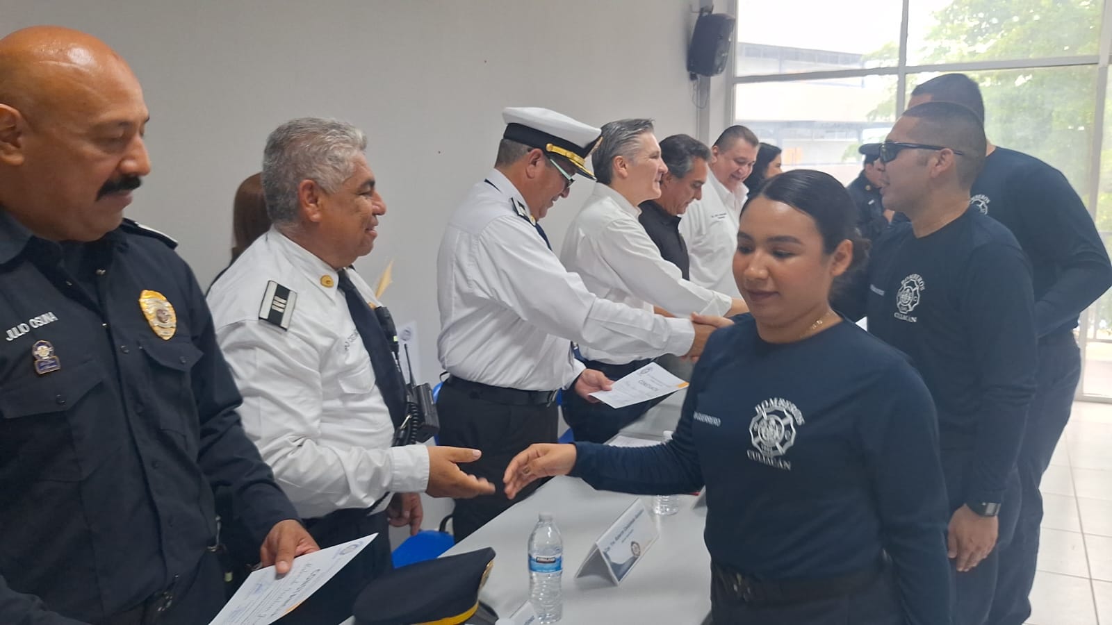 jóvenes graduados de la Academia 2024-2025 del Heroico Cuerpo de Bomberos de Culiacán