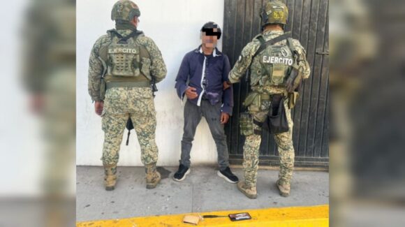 Asaltó a una mujer con un cuchillo; detienen a sujeto en Culiacán