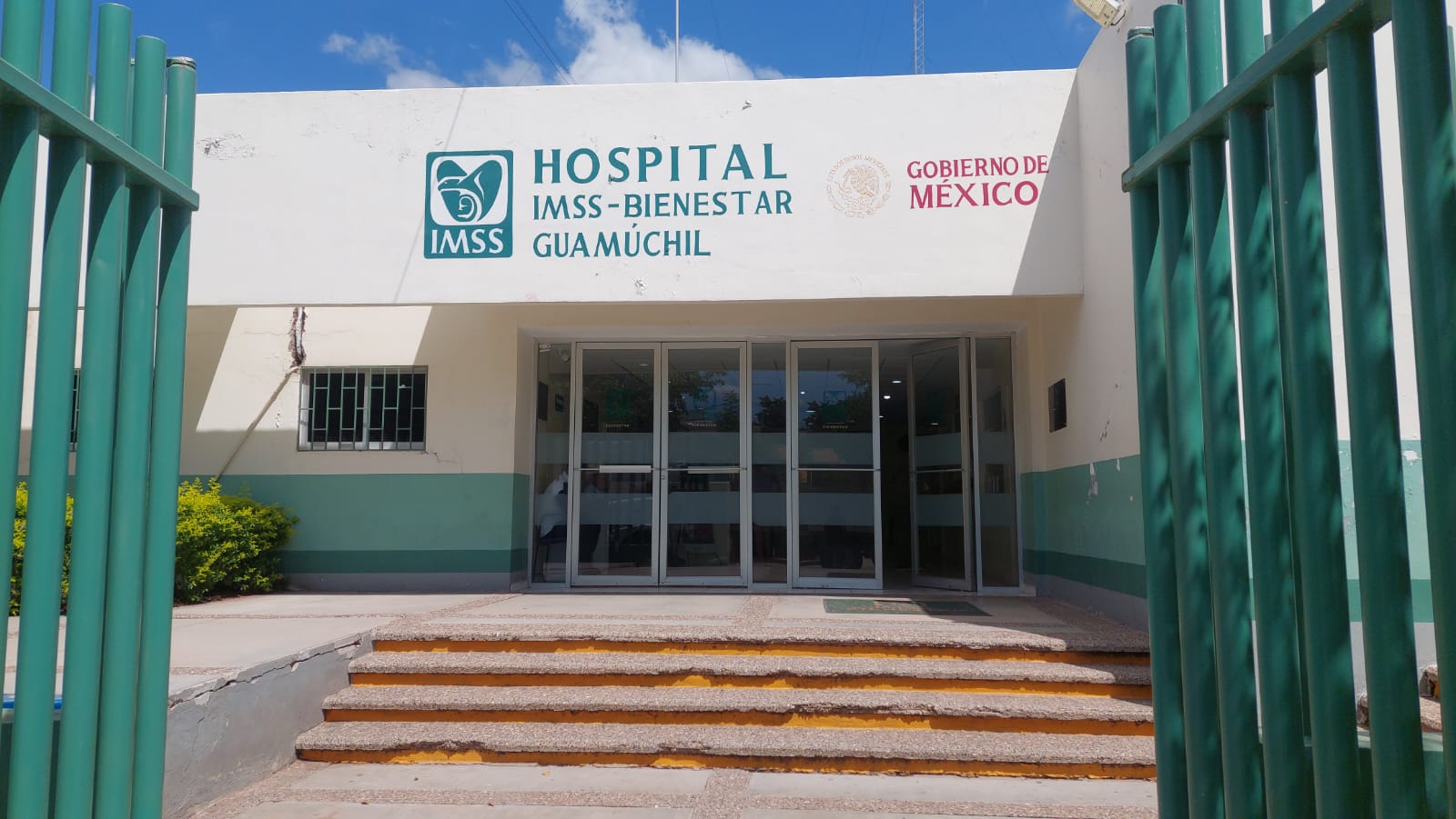 Ingresa al lMSS-Bienestar hombre herido de bala, tras un intento de privación de la libertad, en Guamúchil