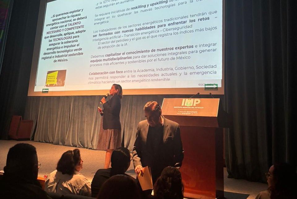 Icatsin participa en reuniones para la transformación educativa