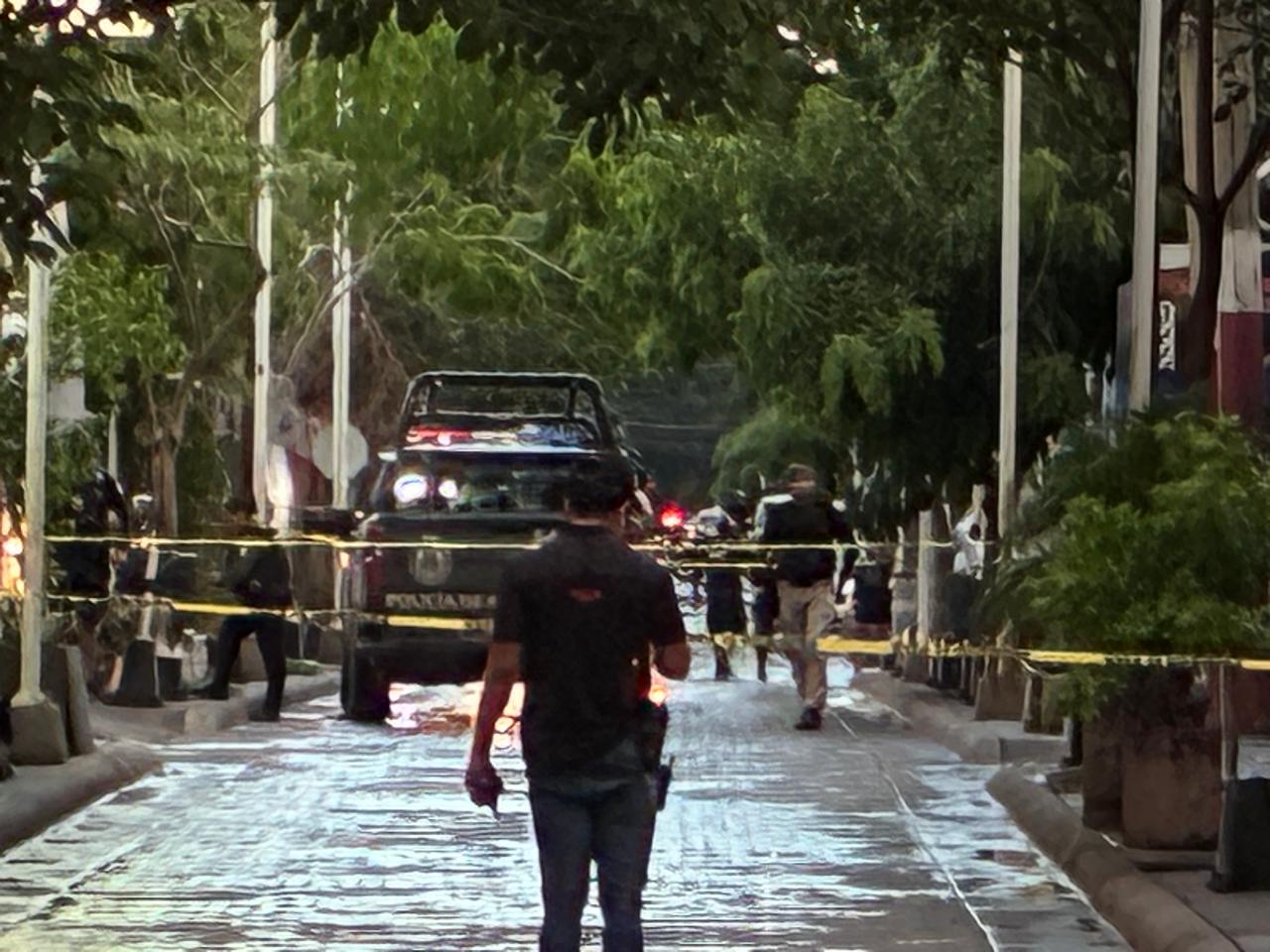 Identifican a payaso y mujer heridos en ataque a jugada del centro de Culiacán
