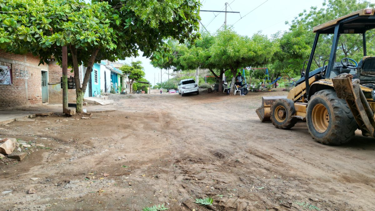 Inician obras de pavimentación en Hacienda de Urías, Mazatlán