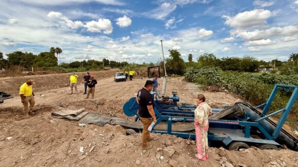 Instalan equipo de bombeo en colonias Stase y San Fernando, en Guasave