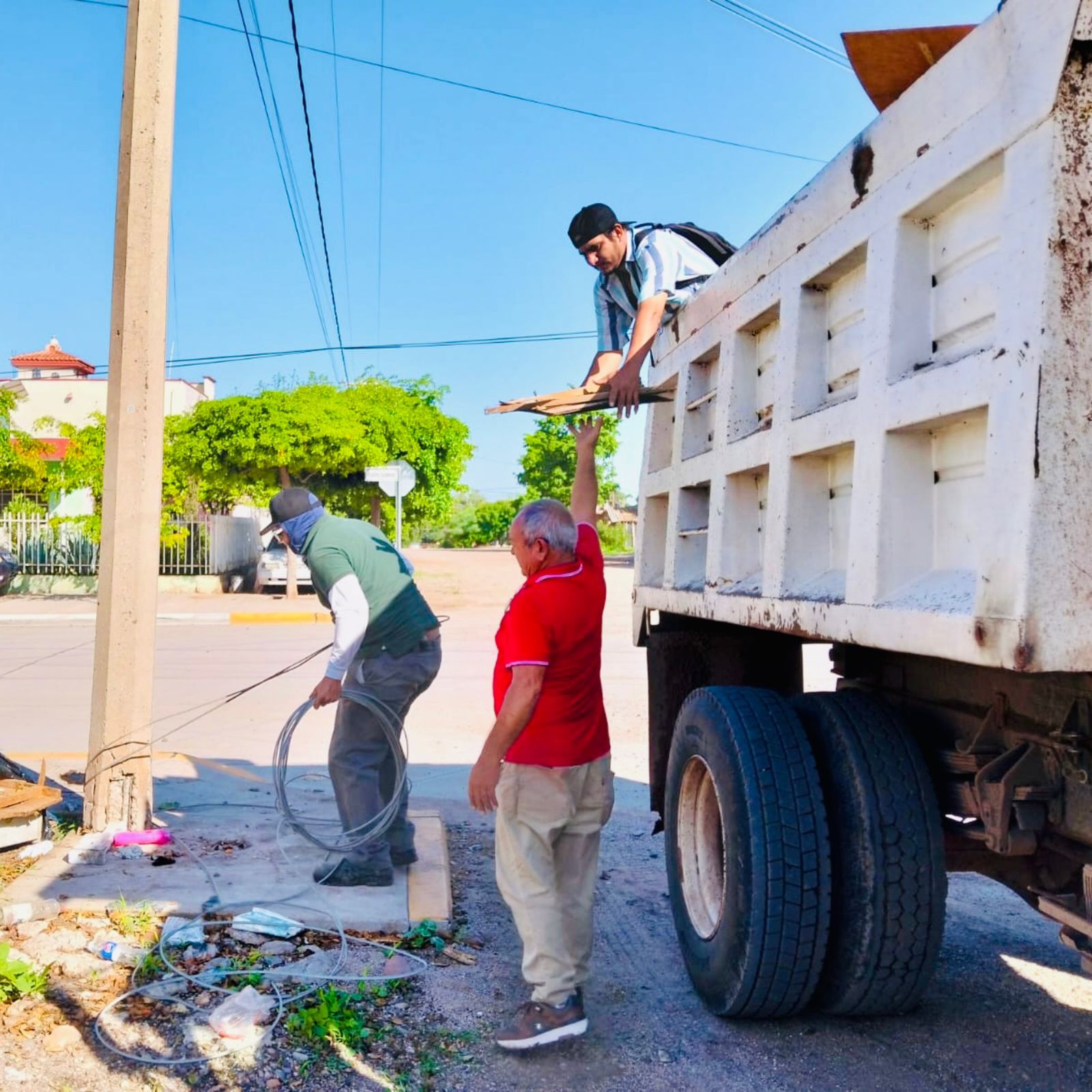 Realizan jornada de descacharrización en la colonia Morelos, en Guamúchil