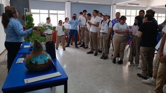 Promueve Ecología Municipal educación ambiental en el CAM 25 Laboral de Mazatlán
