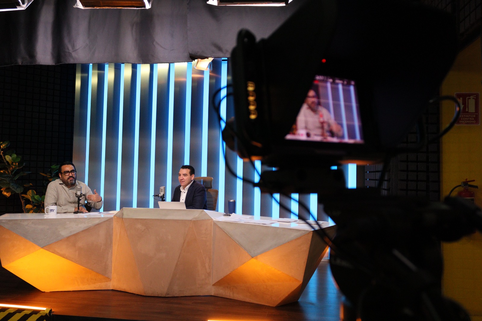Juan de Dios Gámez Mendívil en entrevista con Luis Alberto Díaz en Los Noticieristas