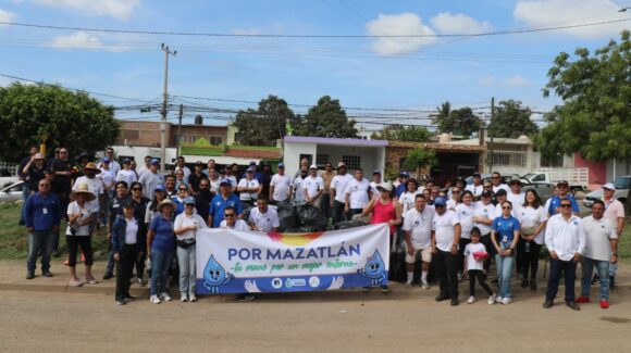 Jumapam celebra un año de jornadas sabatinas para evitar que la basura llegue al drenaje en Mazatlán