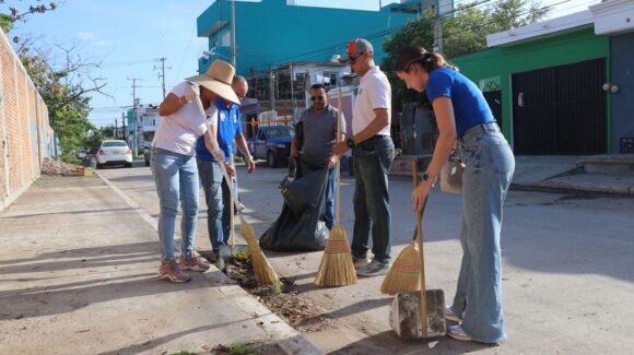 Jumapam retira 56 metros cúbicos de basura en la colonia Insurgentes durante jornada de limpieza en Mazatlán