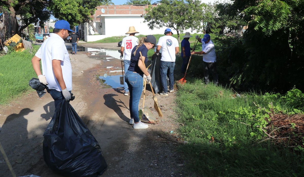 Jumapam realiza jornada de limpieza en colonia Insurgentes