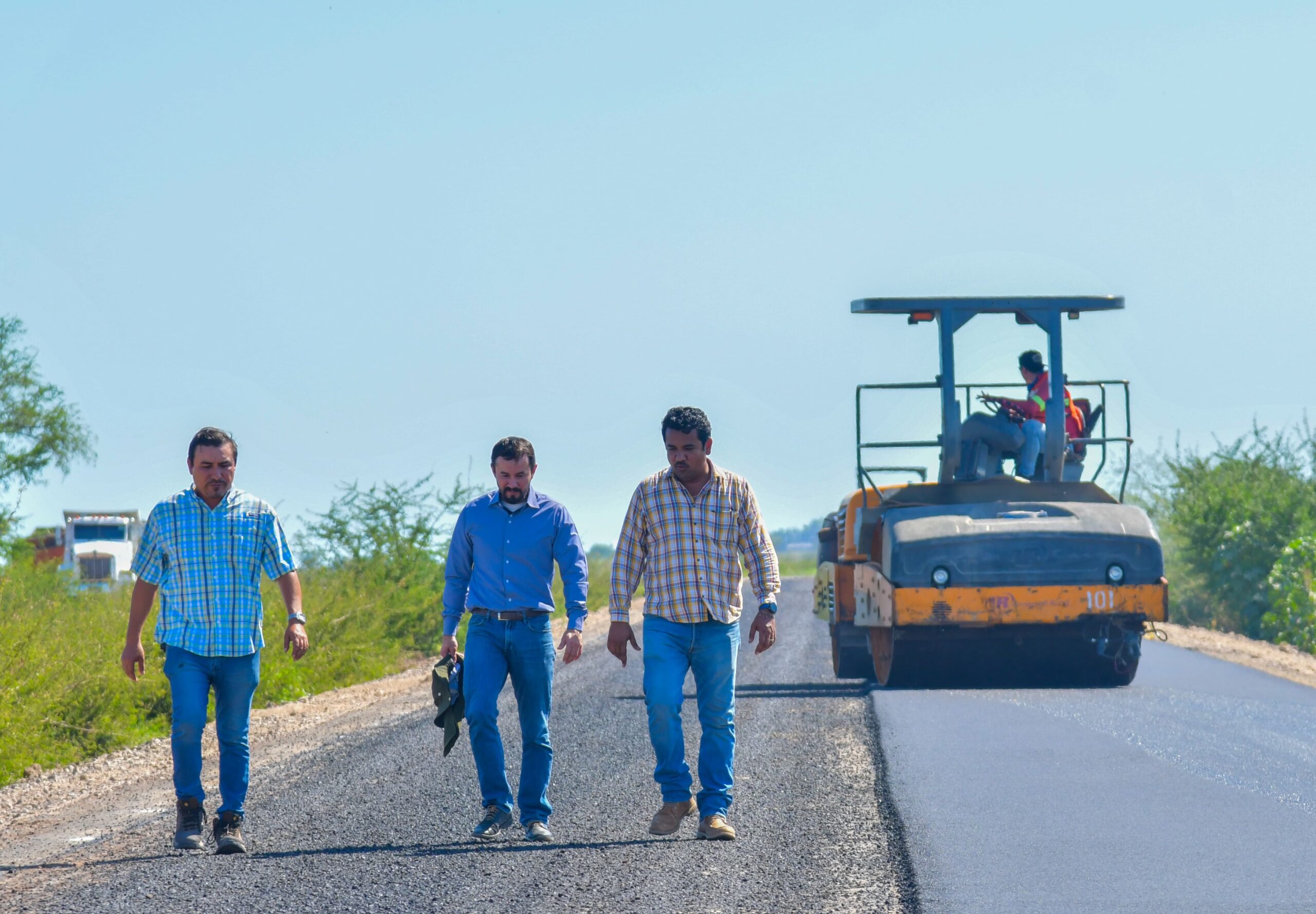 Concluyen trabajos de rehabilitación en carretera de La Escalera a Lucio Blanco, en Salvador Alvarado