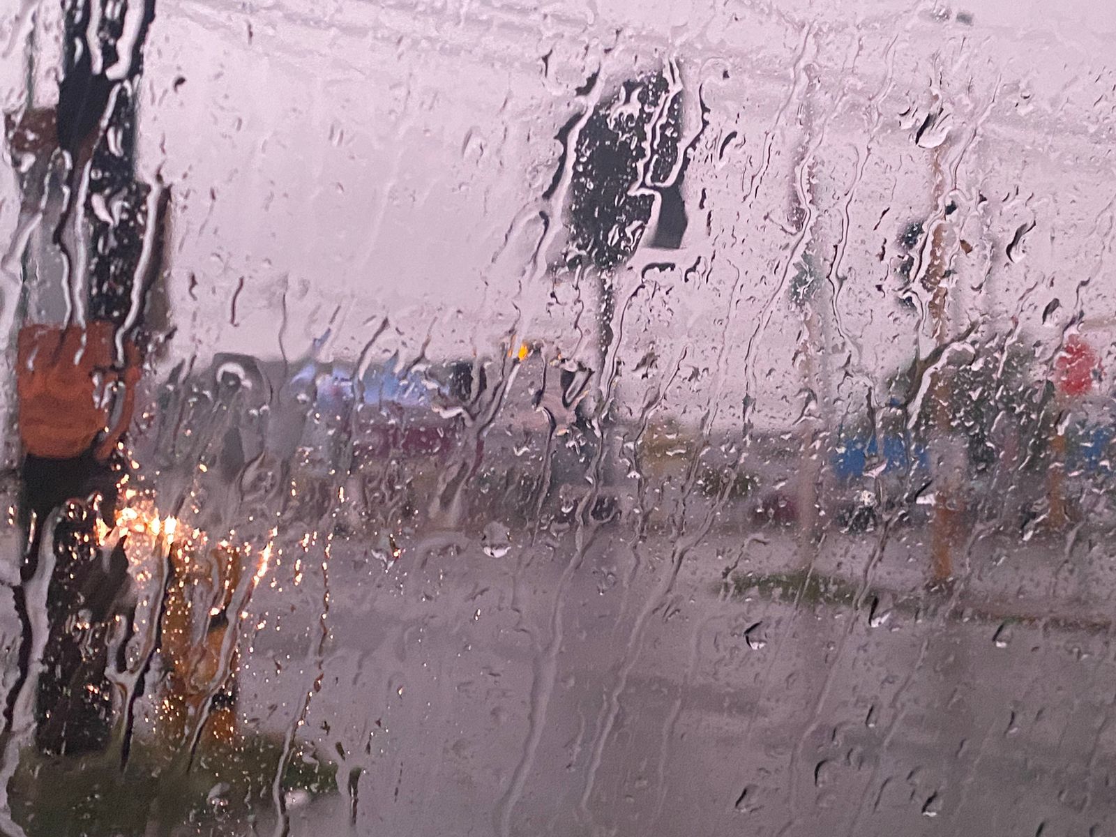Se registran lluvias este sábado en Culiacán