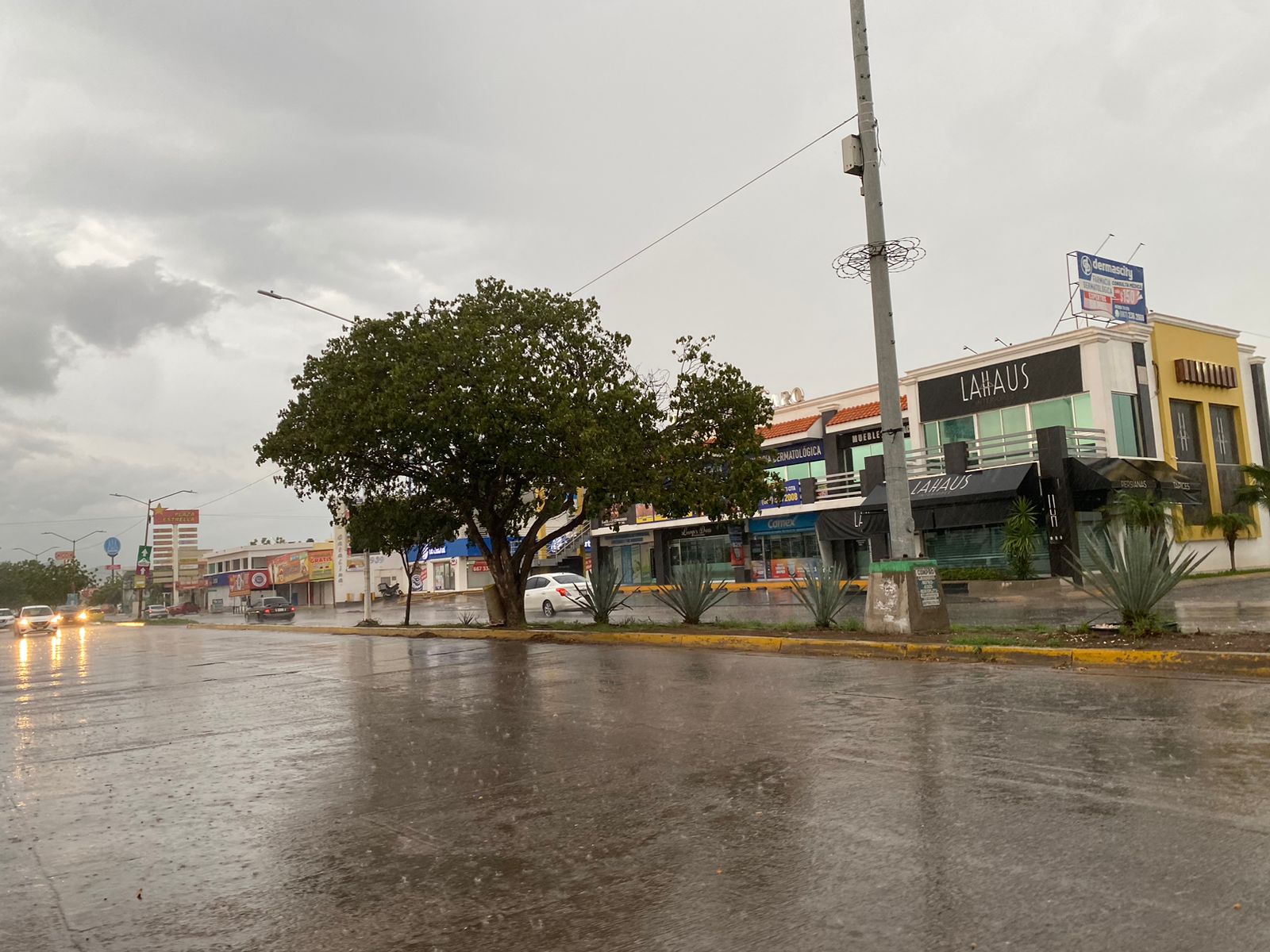 Se registran lluvias este sábado en Culiacán