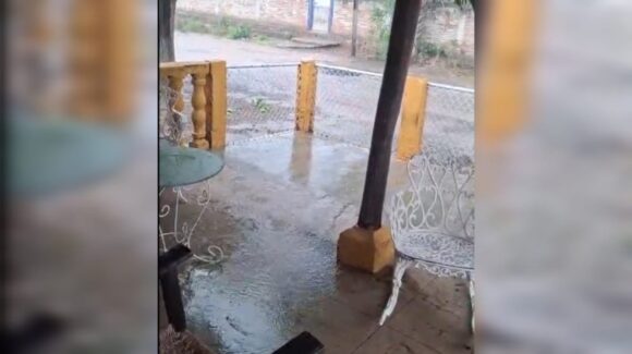 Lluvias traen alivio y alegría a comunidades del norte de Mazatlán