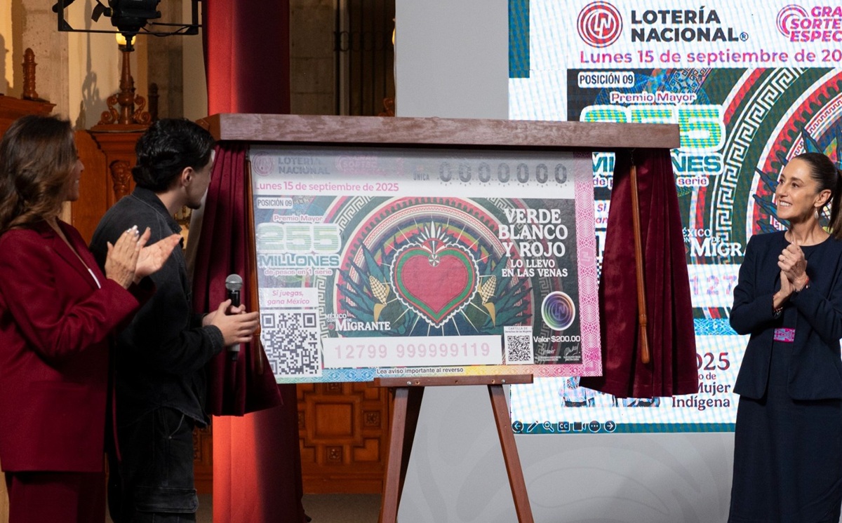 Claudia Sheinbaum en presentación de billete de Lotería Nacional