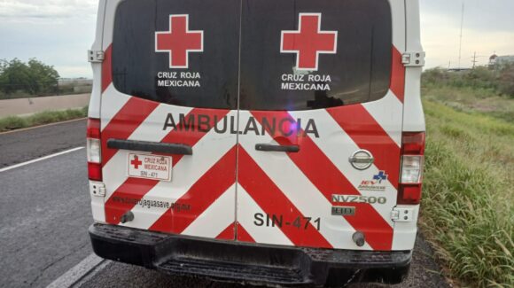 Accidente de moto en Guasave deja a madre e hijo lesionados