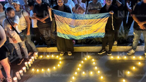 Comunidad LGBTQ+ marcha en silencio en exigencia de justicia por las víctimas de homicidio en la zona norte de Sinaloa
