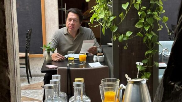 Ahora que ventilaron a Mario Delgado… reacciona Sheinbaum a las vacaciones de morenistas en Europa